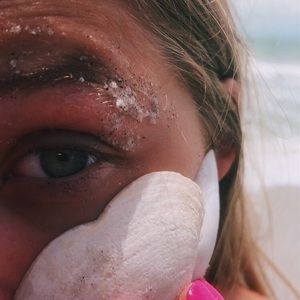 Meet your Posher, Isabella